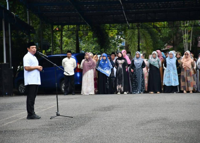 Wali Kota Bengkulu Pimpin Apel Perdana, Ajak Jajaran Semangat Bantu Rakyat