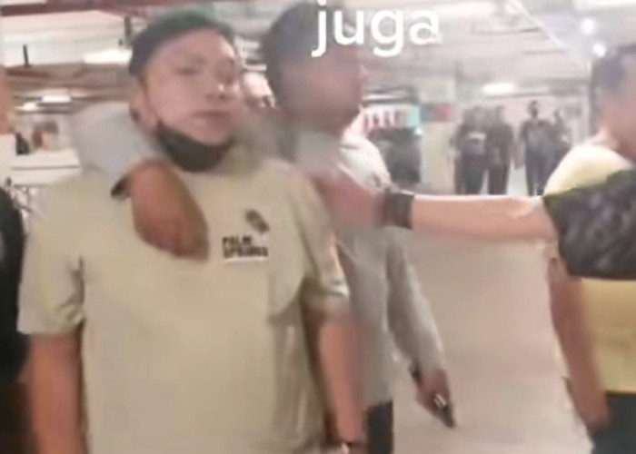 Pria Bersenpi Pemukul Sopir Taksi Online Ditangkap Tim Gabungan Polda Metro Jaya dan Polres Metro Jakarta 