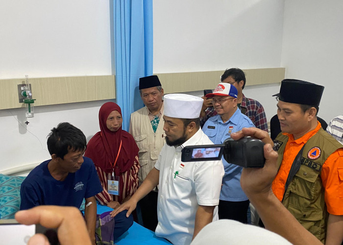 Aksi Heroik Nelayan Selamatkan Korban Tenggelam, Gubernur Helmi Beri Hadiah Umroh