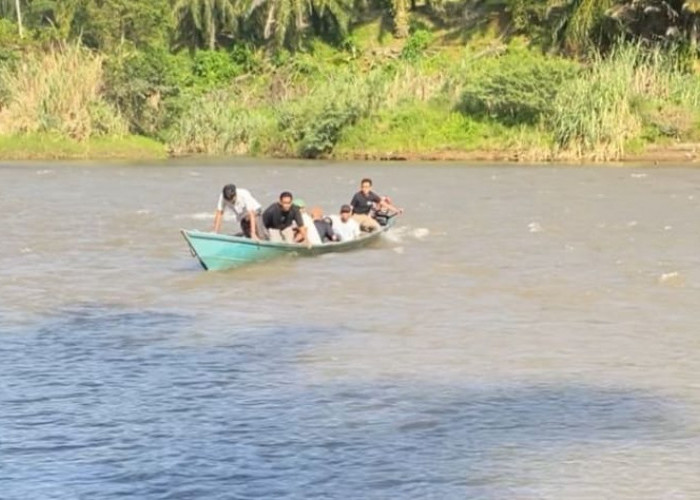 Ikut Kegiatan Pramuka, Pelajar SMP Hanyut di Sungai Ketahun