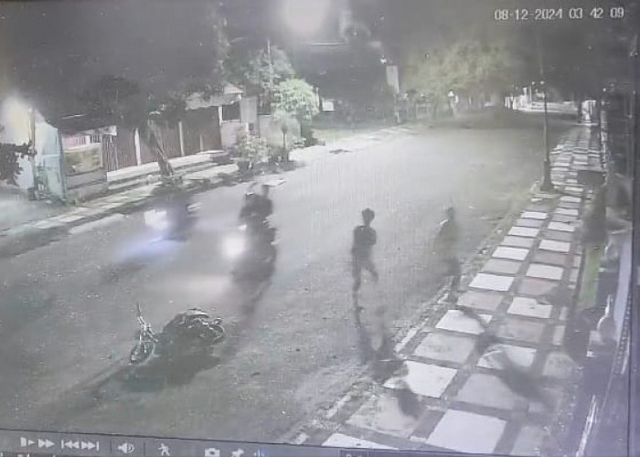 Kawasan Begal Bersenjata Tajam di Kota Bengkulu Meresahkan, Saat Rampas Sepeda Motor Terekam CCTV 