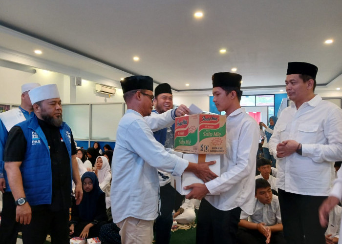 Gerakan Santunan Akhir Tahun, 1.300 Anak Yatim Terima Bantuan Dari DPW PAN Bengkulu