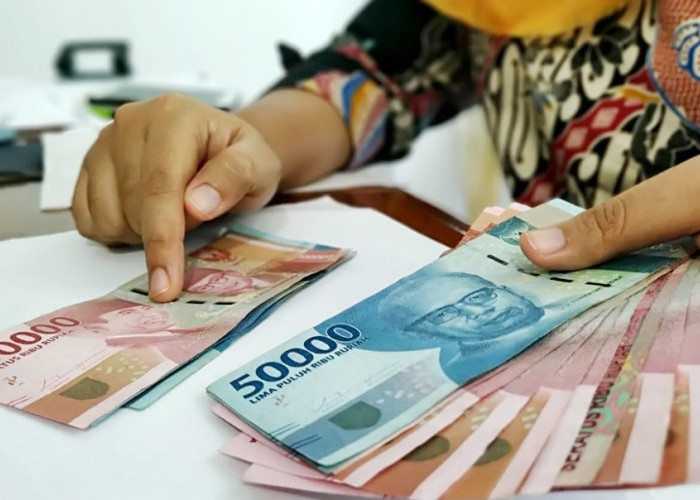 Bolehkah Menolak Meminjamkan Uang pada Orang Lain? Bagaimana Hukumnya Sesuai Syariat Islam