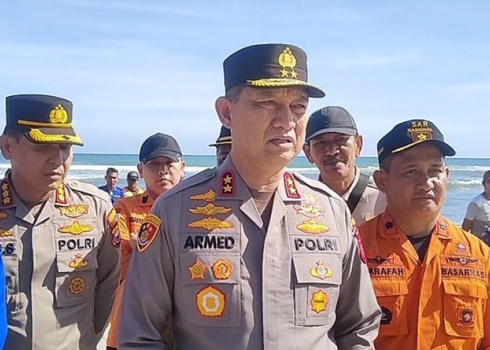 Kapolda Bengkulu Larang Wisatawan Mandi di Pantai Panjang Bengkulu 