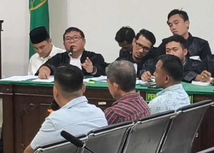 Sidang Fee Proyek Ijon Memanas, Saksi Ngadu ke Fikri, Malah Diminta Tetap Bayar