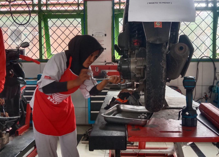 Cetak SDM Unggul, Astra Motor Bengkulu Perkuat Kompetensi 12 SMK Mitra Binaan Berstandar Industri
