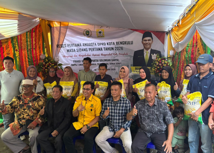 Ketua Komisi II Rodi Serap Aspirasi Soal Sampah dan Infrastruktur saat Reses di Pintu Batu