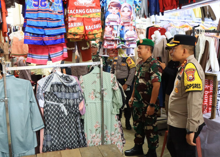 Jelang Idulfitri, Kapolres Bengkulu Utara Beserta DANDIM 0423 Gelar Patroli