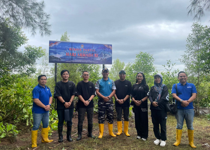 Astra Motor Bengkulu Ikut Aksi Penanaman Mangrove dan Bersih Pantai Bersama Lanal Bengkulu