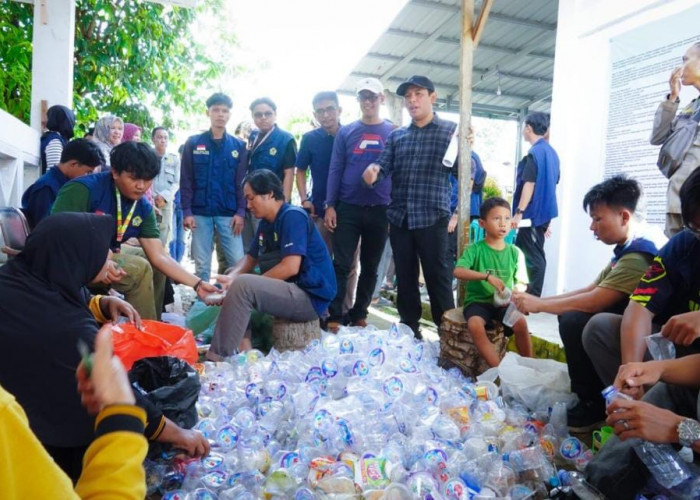 Pengelolaan Sampah di Bengkulu: Walikota Dedy Wahyudi Desak 42 Kelurahan Segera Bentuk Bank Sampah