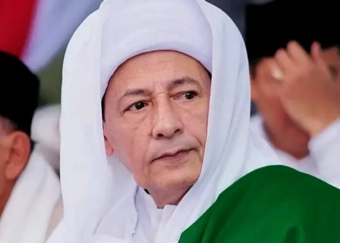 Ijazah Amalan Penarik Rezeki Habib Luthfi bin Yahya: Baca Surat Pendek dan Sholawat ini 100 Kali