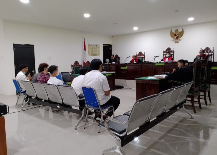 Sidang Penusukan di Cafe Cassablanka, JPU Hadirkan 6 Anggota Polri Sebagai Saksi