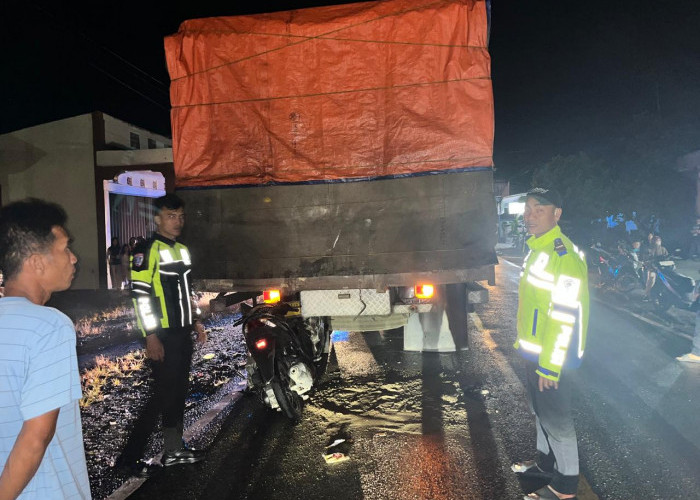 Tragedi Jalinbar Mukomuko, Satu Pelajar Meninggal Dunia Usai Hantam Belakang Truk