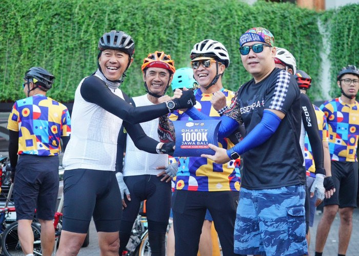 Santika Indonesia Berkolaborasi dengan Komunitas Sepeda untuk Charity 1.000 Kaki Palsu