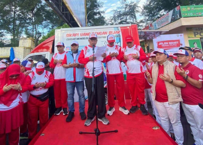 Gubernur Bengkulu Gelar Doa Akbar dan Jalan Sehat Merah Putih Bersama Ribuan Warga