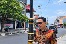 Wali Kota Dedy Wahyudi Tinjau Revitalisasi Kampung Cina, Lampu Dirancang Tinggi dan Kawasan Berhias Lampion