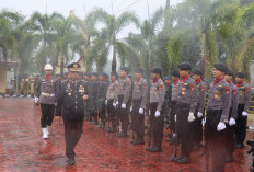 Diguyur Hujan, Upacara Hari Bhayangkara di Polres Mukomuko Tetap Khidmat