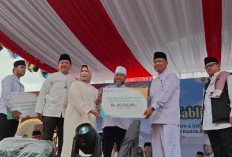 BSI Salurkan Zakat Rp100 Juta Lewat BAZNAS Bengkulu di Tabligh Akbar 