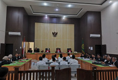 Rugikan Negara Rp2,8 Miliar, 12 Terdakwa Korupsi Puskeswan Kaur Tak Ajukan Eksepsi