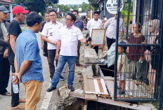 Proyek Drainase Pasar Ampera Terkendala Bangunan di Sempadan Jalan