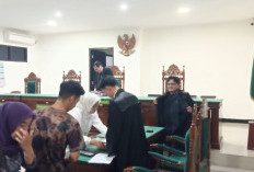 Pledoi Latifa Tusa'diah: Klaim Mengalami Tekanan, Akui Ambil Uang, dan Mohon Keringanan Hukuman