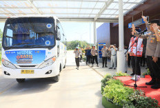 44 Warga Ikuti Mudik Gratis Polri, Kapolda Bengkulu Lepas di Air Sebakul