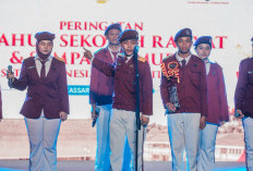 Setahun Sekolah Rakyat, 44 Ribu Anak Nikmati Pendidikan Gratis, Gus Ipul Terharu