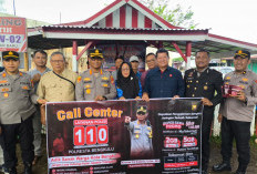 Telepon Gratis, Polresta Bengkulu Tempel 1.000 Stiker Call Center 110