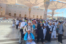 Antisipasi Kelelahan, Petugas Siapkan Kursi Roda bagi Jamaah Haji Bengkulu Selatan di Madinah