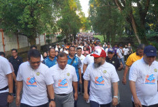 Sambil Nostalgia, Gubernur Bengkulu Turut Meriahkan Jalan Sehat Dies Natalis UNIB Ke-44