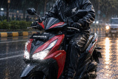 Tips Cari Aman Saat Naik Motor di Musim Hujan Tak Menentu