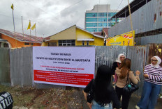 Sengketa Lahan, Kantor DPD Golkar Kota Bengkulu Disegel Ahli Waris Pakai Pagar Seng