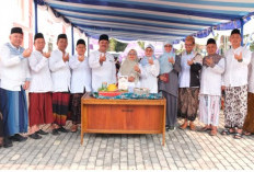 Dekan Fakultas Syariah UIN Fatmawati Sukarno Bengkulu Apresiasi Syariah Expo dan Pawai Hari Santri