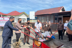 Kapolres Mukomuko Hadiri Pemusnahan Barang Bukti Inkrah, Tegaskan Penegakan Hukum Transparan