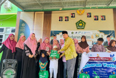 Kemenag Kota Bengkulu Salurkan 1.156 Paket pada Peringatan Lebaran Anak Yatim