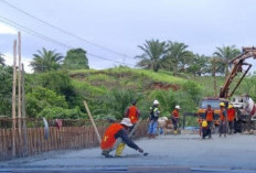  Finishing Dikebut, Jembatan Sekunyit Kecil Ditarget Awal Mei Bisa Dilalui
