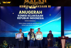 Kejati Bengkulu Sabet Penghargaan Nasional Kinerja Terbaik Ketiga dari Komisi Kejaksaan RI
