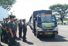 Korem 041/Gamas Salurkan Bantuan untuk Korban Banjir di Sumatera Barat 