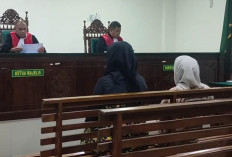 Saksi A De Charge Ungkap Keluarga Mengetahui Pengakuan Latifa Mengambil Uang Perusahaan