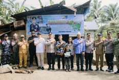 Kapolda Bengkulu Kunjungi Pulau Enggano, Tegaskan Komitmen Pelayanan hingga Pelestarian Lingkungan