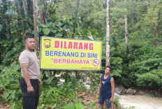 Pasca Tragedi Air Bah di Lebong, Polisi Pasang Plang Larangan Mandi di Sungai Kemacek