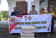 Hari Bhayangkara, Polres Bengkulu Utara Bersihkan Rumah Ibadah dan Bantu Pembangunan Masjid